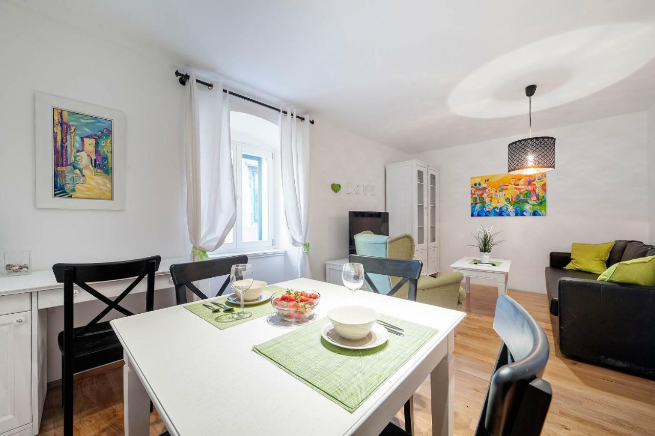 Apartments Rialto Gallery Σίμπενικ Εξωτερικό φωτογραφία