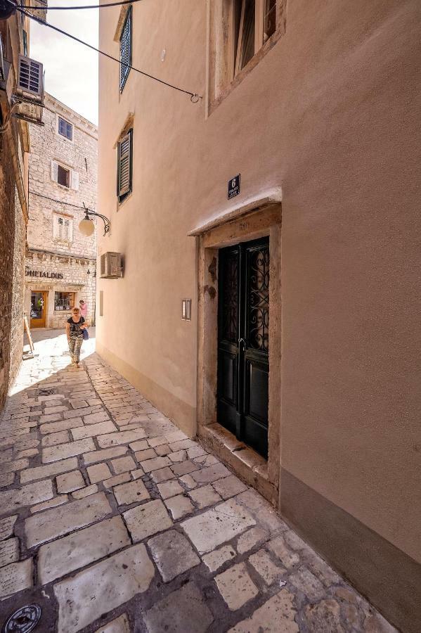 Apartments Rialto Gallery Σίμπενικ Εξωτερικό φωτογραφία